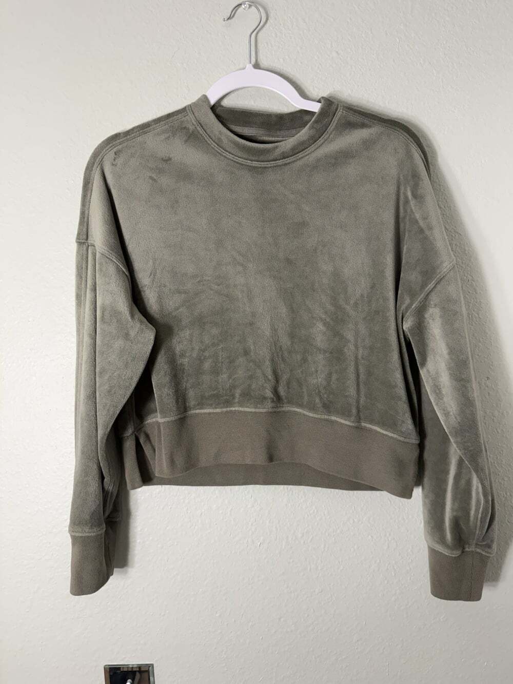 Abercrombie & Fitch Soft A&F Collection Olive Green Velour Crew Neck - W XXS